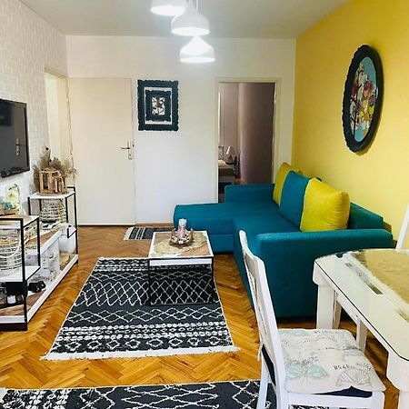 Skopje Cozy Apartment Екстериор снимка